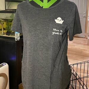 Gray T-Shirt with Ghost “Where my Ghouls at?” Pocket Design